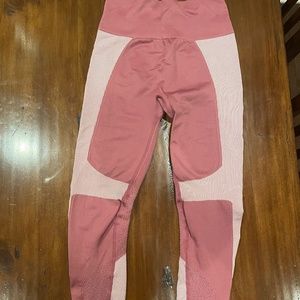 Fabletics sports leggings